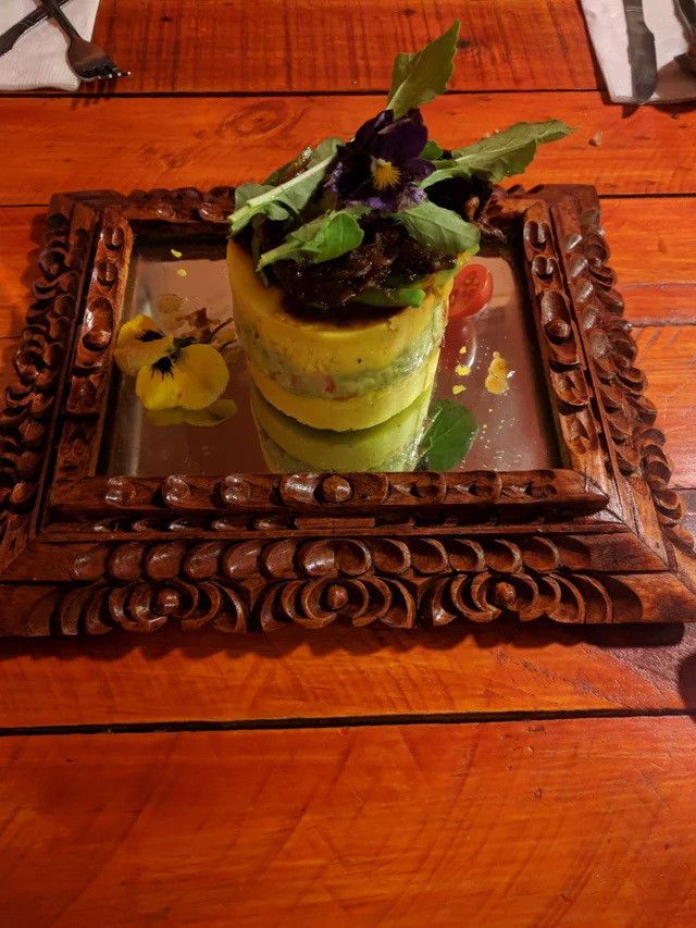 Дивна презентація страв у закладах, яка викликає подив і шок (фото) - фото 399093