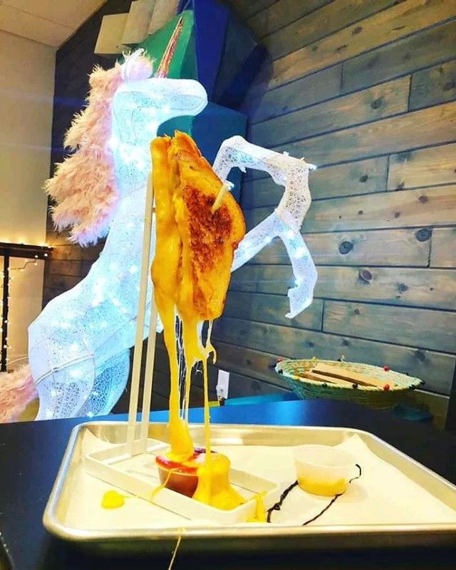 Дивна презентація страв у закладах, яка викликає подив і шок (фото) - фото 399098