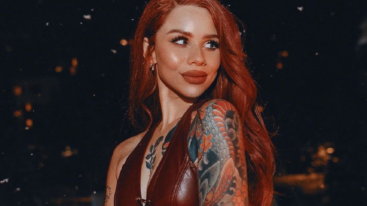 Американка показала простий лайфхак, як зробити красиве селфі