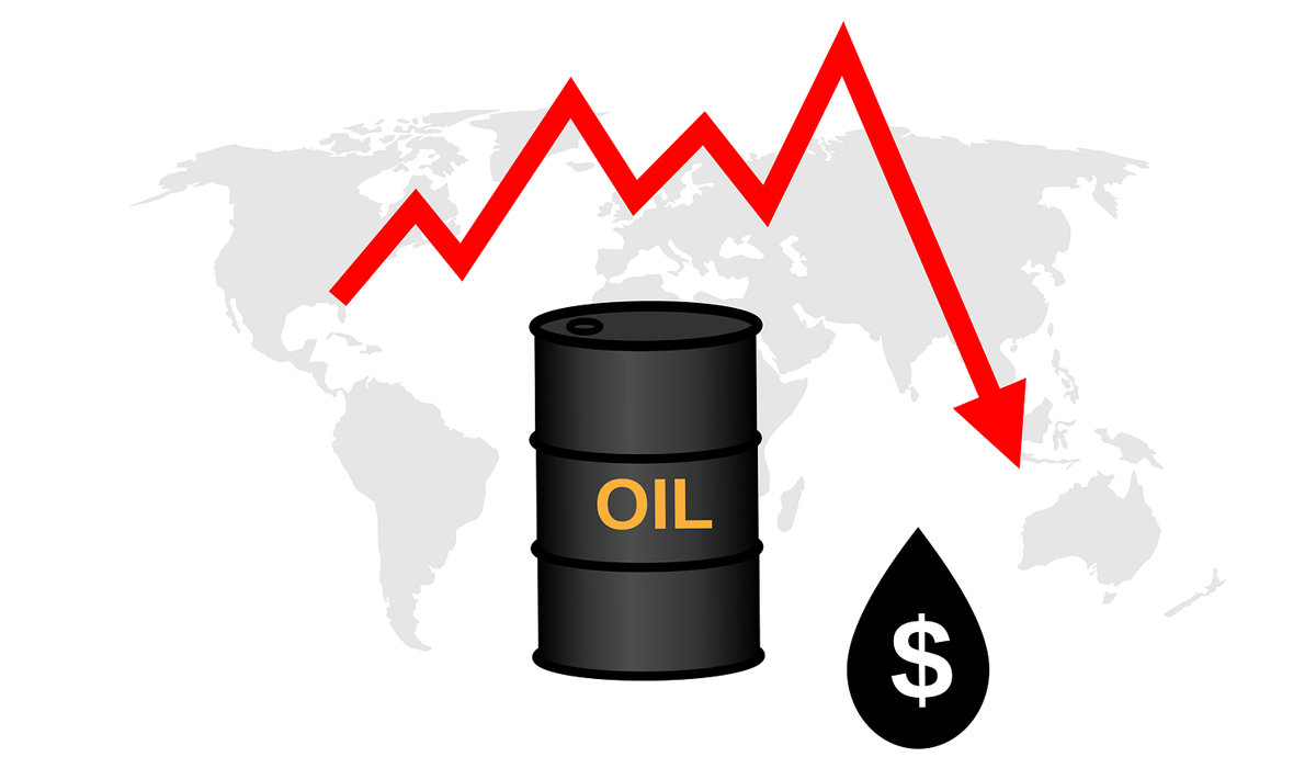 Ціна на нафту Brent обвалилась до 20-річного мінімуму: скільки коштує барель - фото 1