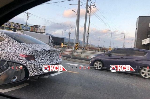 У мережі з'явились шпигунські фото 420-сильного Genesis G80 Sport - фото 399497