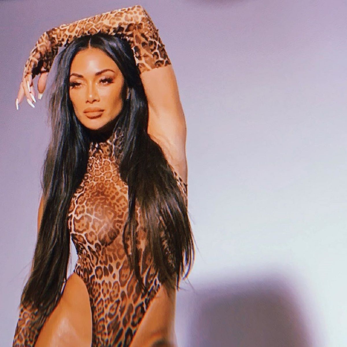 Як Ніколь Шерзінгер виглядає вдома - фото 1