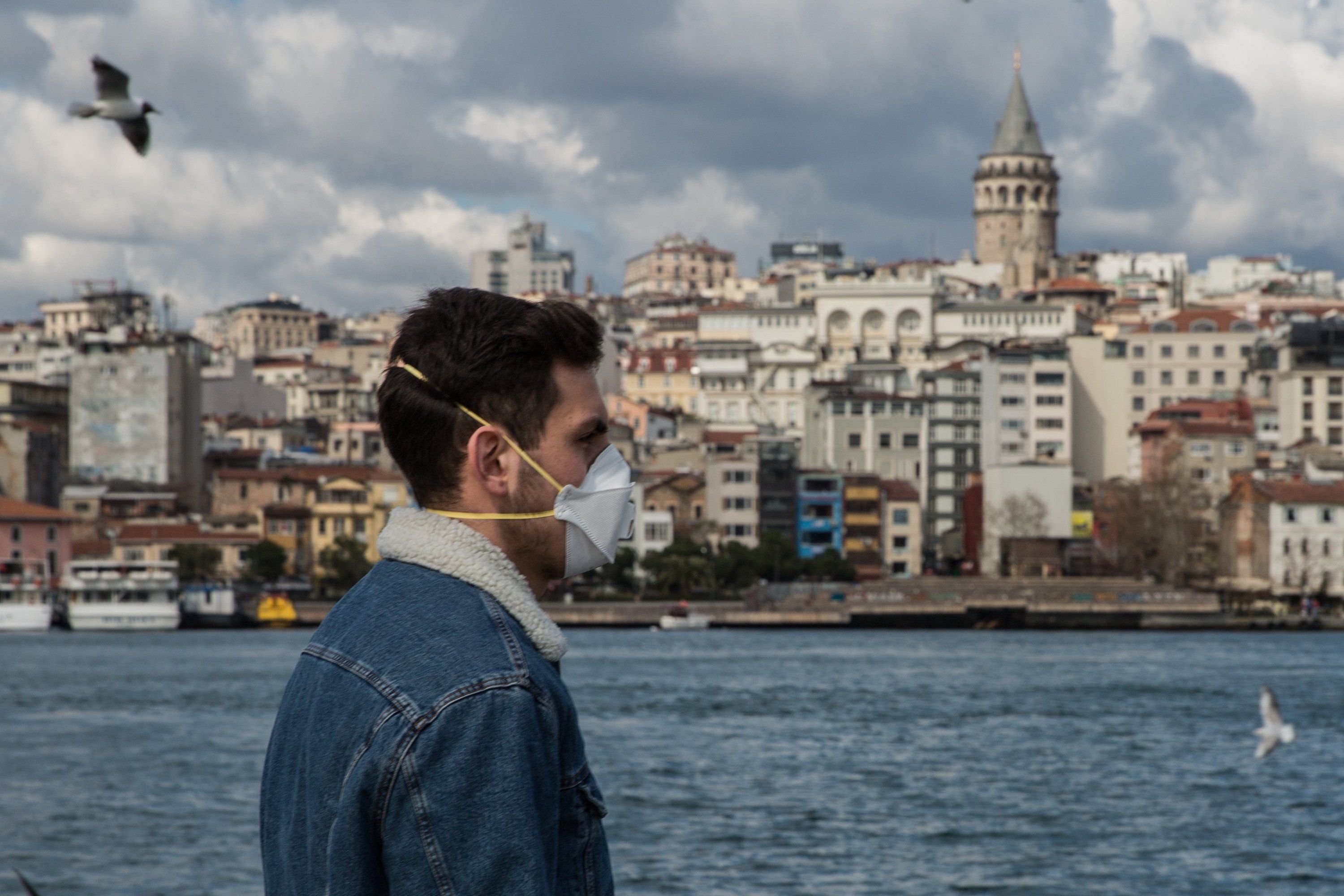 Унікальний костюм захищатиме від коронавірусу - фото 1