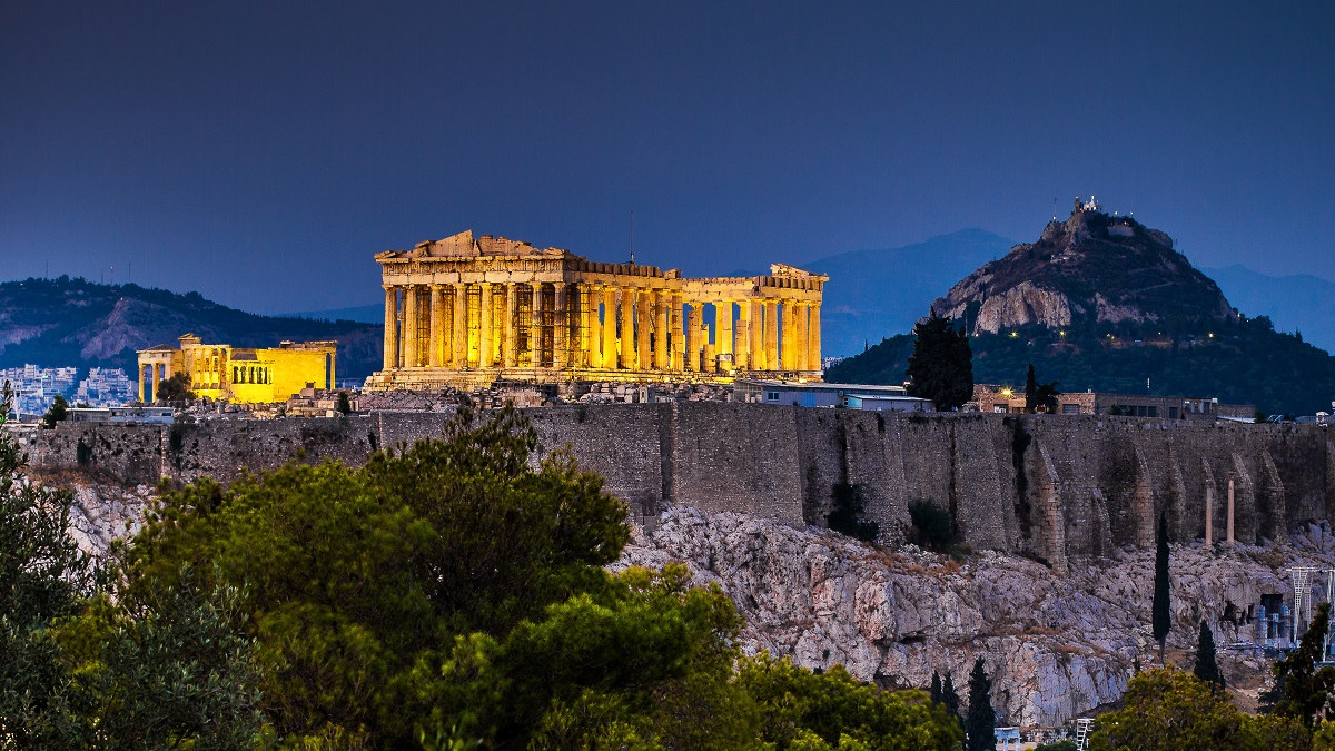 Туристам знадобиться "паспорт здоров'я" для подорожі до Греції - фото 1