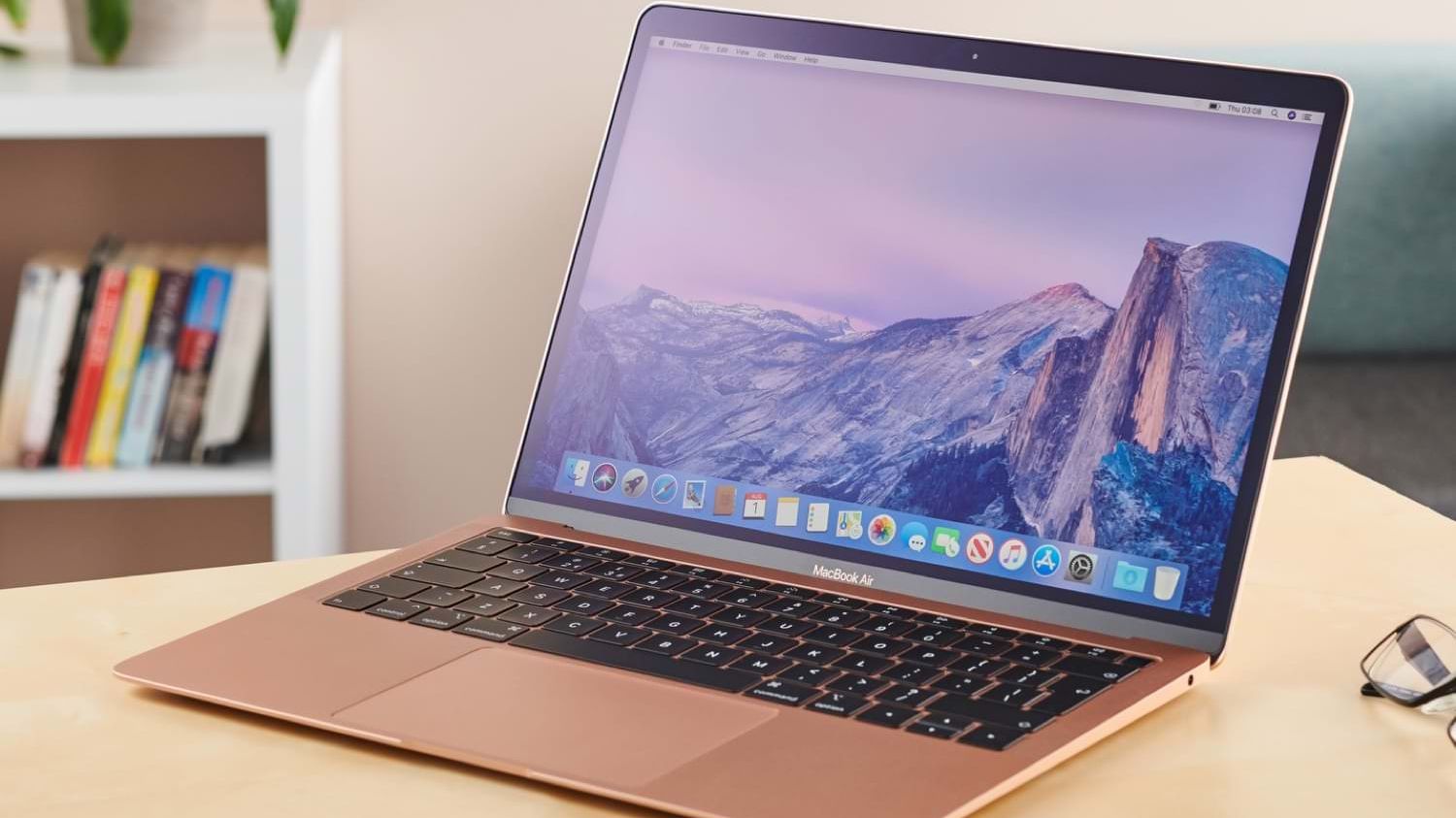 MacBook - фото 1