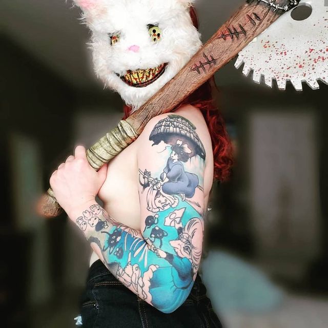 Дівчина-механік втратила роботу через зйомки в порно - фото 400551