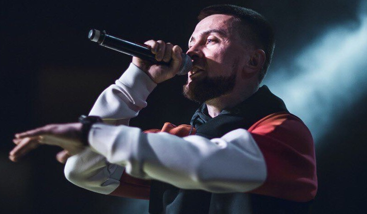 YARMAK – Вона: слухайте потужну пісню про Україну, яка вражає до мурах