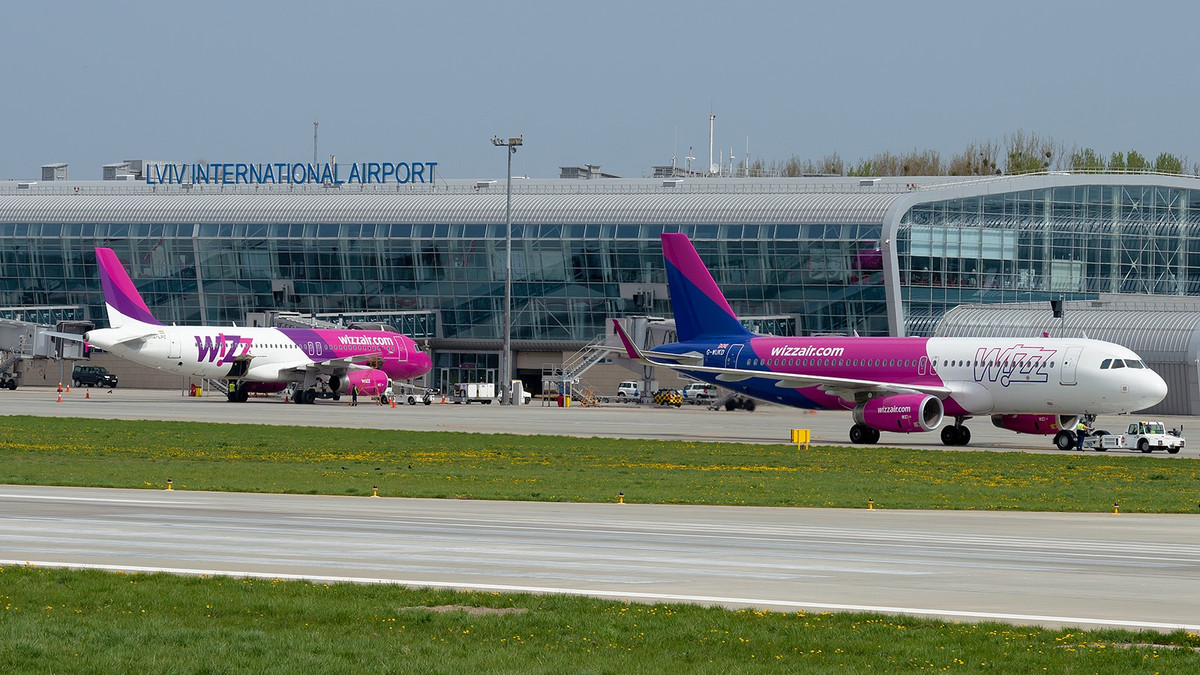 Wizz Air відкриє базу у Львові і запустить сім нових маршрутів з України - фото 1
