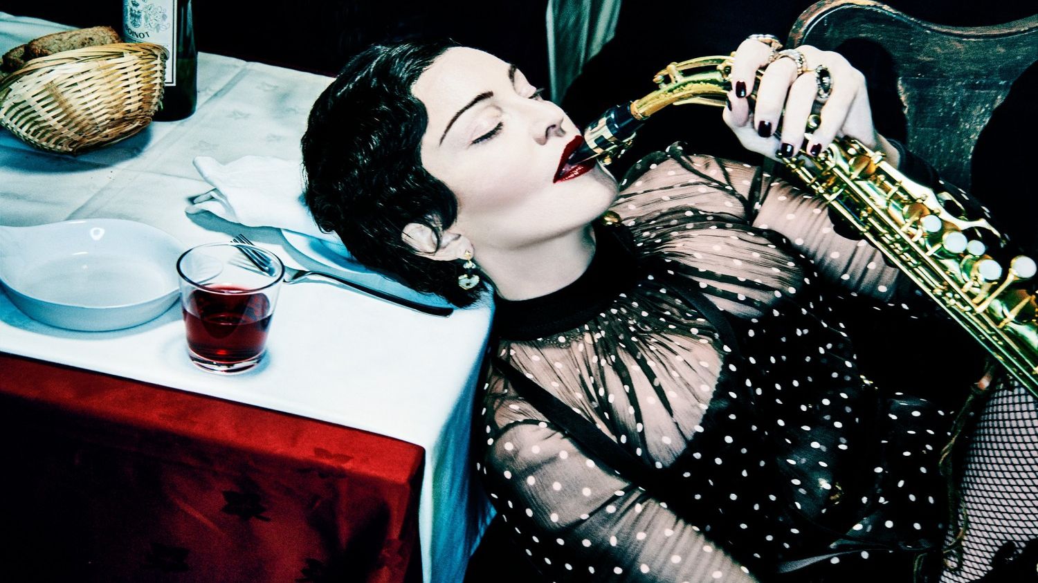 Мадонна підкорила мережу архівним підлітковим фото