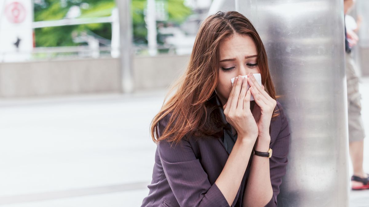 Сезонна алергія теж може стати причиною появи кашлю - фото 1