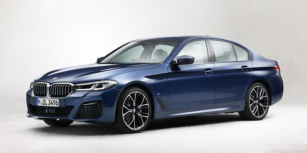 Шикарну BMW 5-Series показали до прем'єри - фото 401800