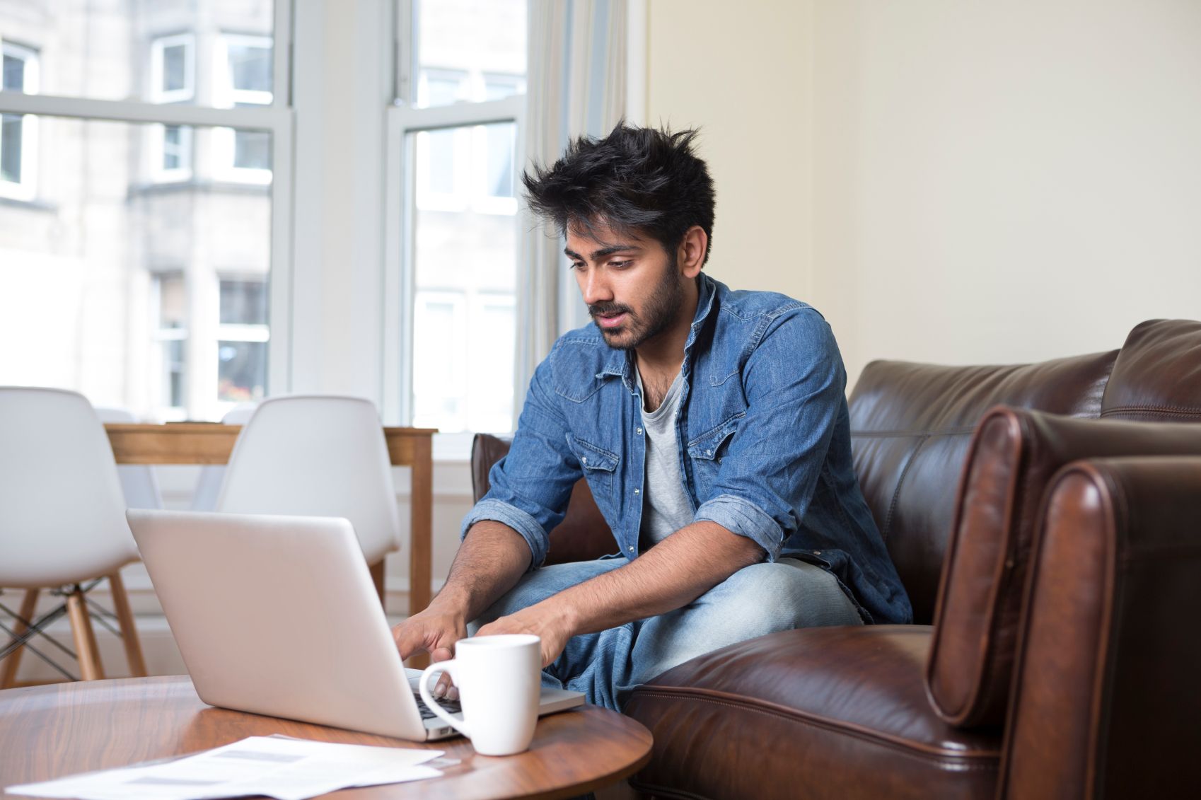 Які зміни відбуваються з людиною, яка довго не виходила з дому