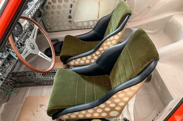 У мережі показали оригінальний Porsche 911 вагою 600 кг - фото 403343