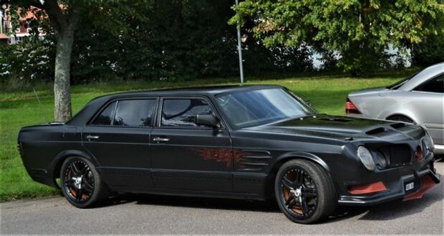 У мережі продають Mercedes з нереальним тюнингом - фото 403542