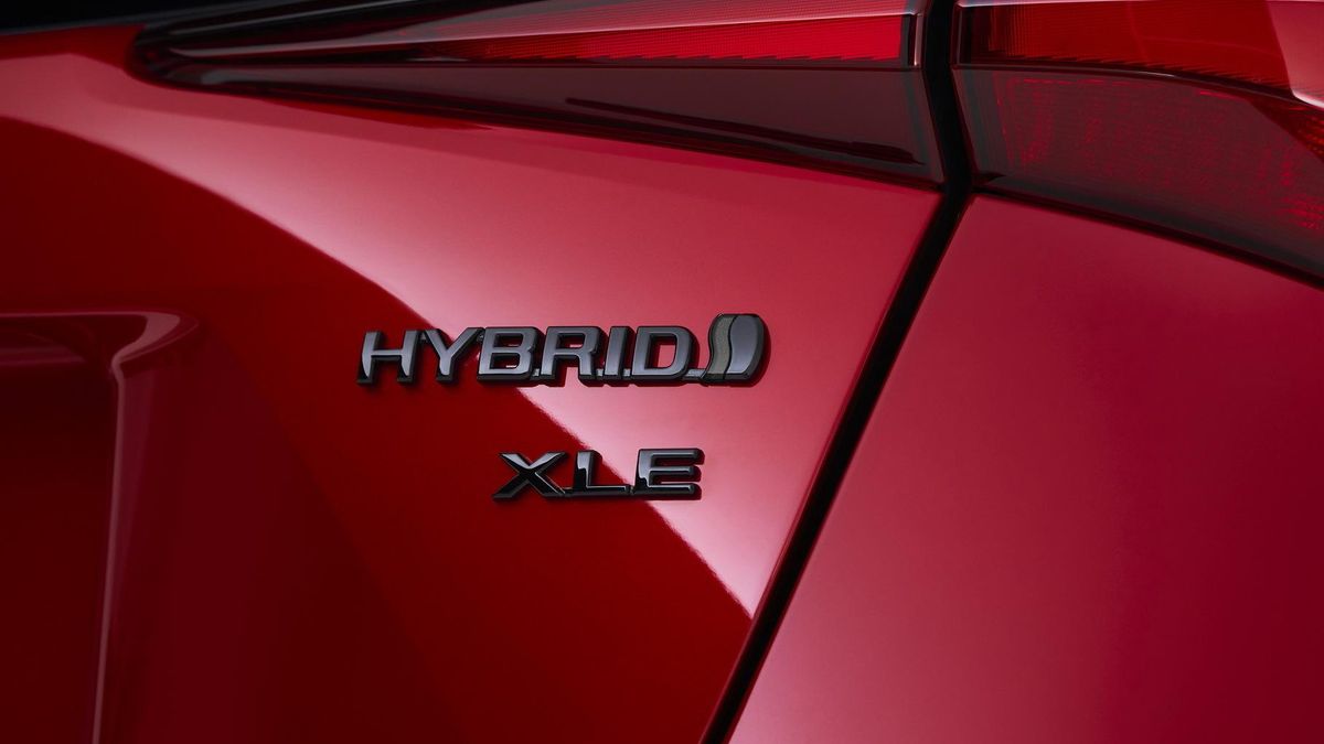 Toyota випустить 2020 ювілейних Prius - фото 1