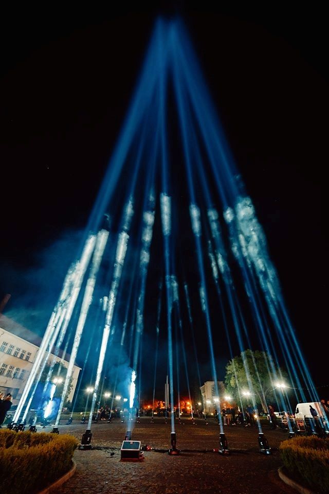 Стоп культурний карантин: як пройшла видовищна антикарантинна акція у Києві - фото 403732