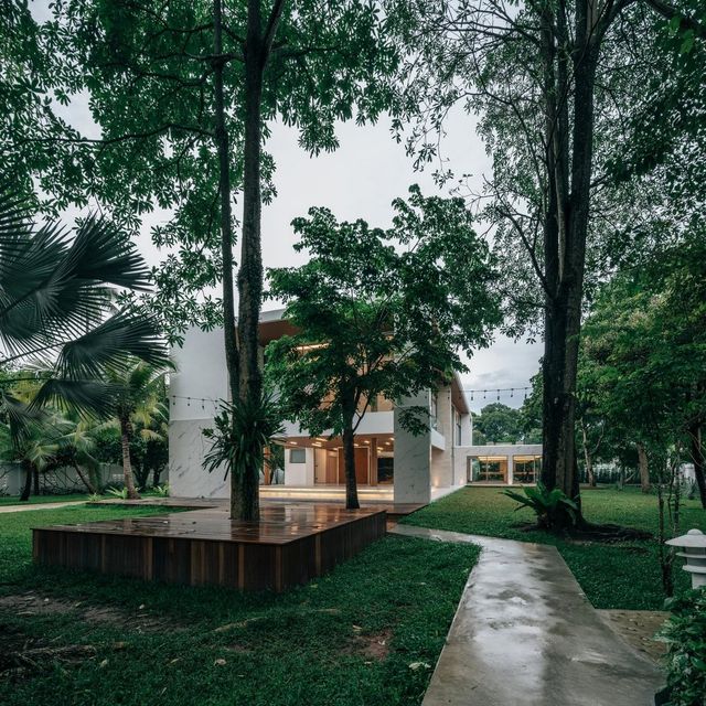 Як виглядає сучасний дім сім'ї рибалок у Таїланді: ефектні фото - фото 403888