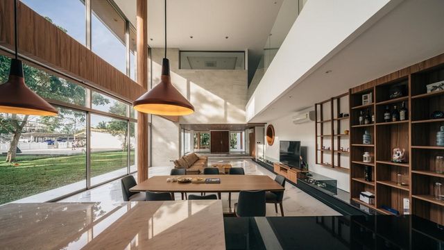 Як виглядає сучасний дім сім'ї рибалок у Таїланді: ефектні фото - фото 403892