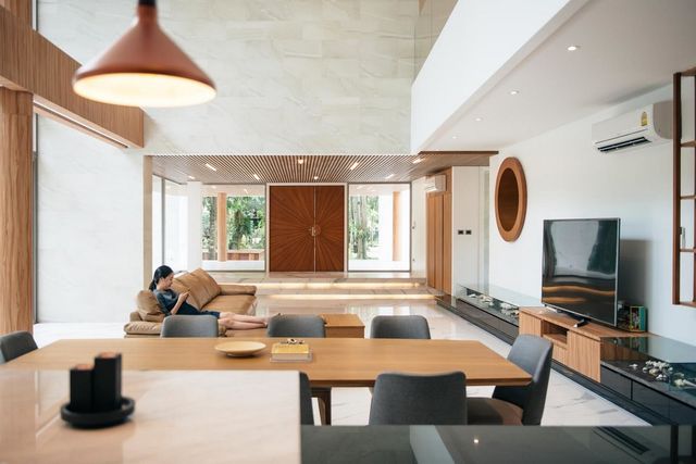 Як виглядає сучасний дім сім'ї рибалок у Таїланді: ефектні фото - фото 403899