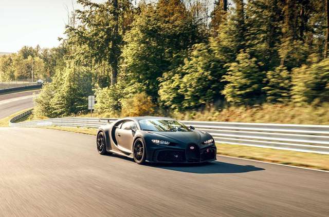 Bugatti вивела на тестування свій 1500-сильний Chiron pur Sport - фото 404024