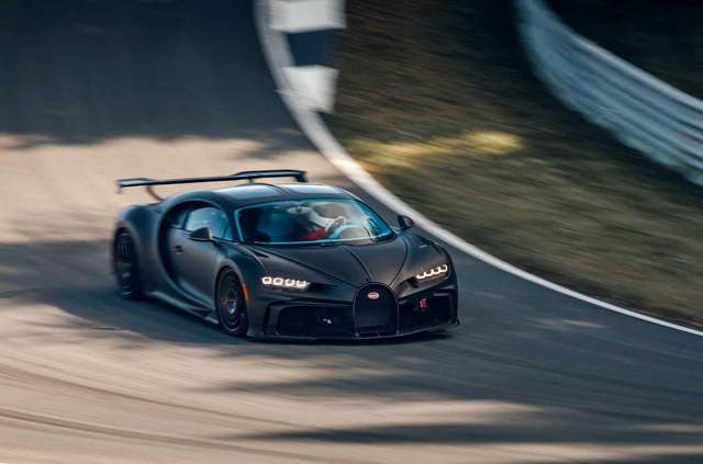 Bugatti вивела на тестування свій 1500-сильний Chiron pur Sport - фото 404029
