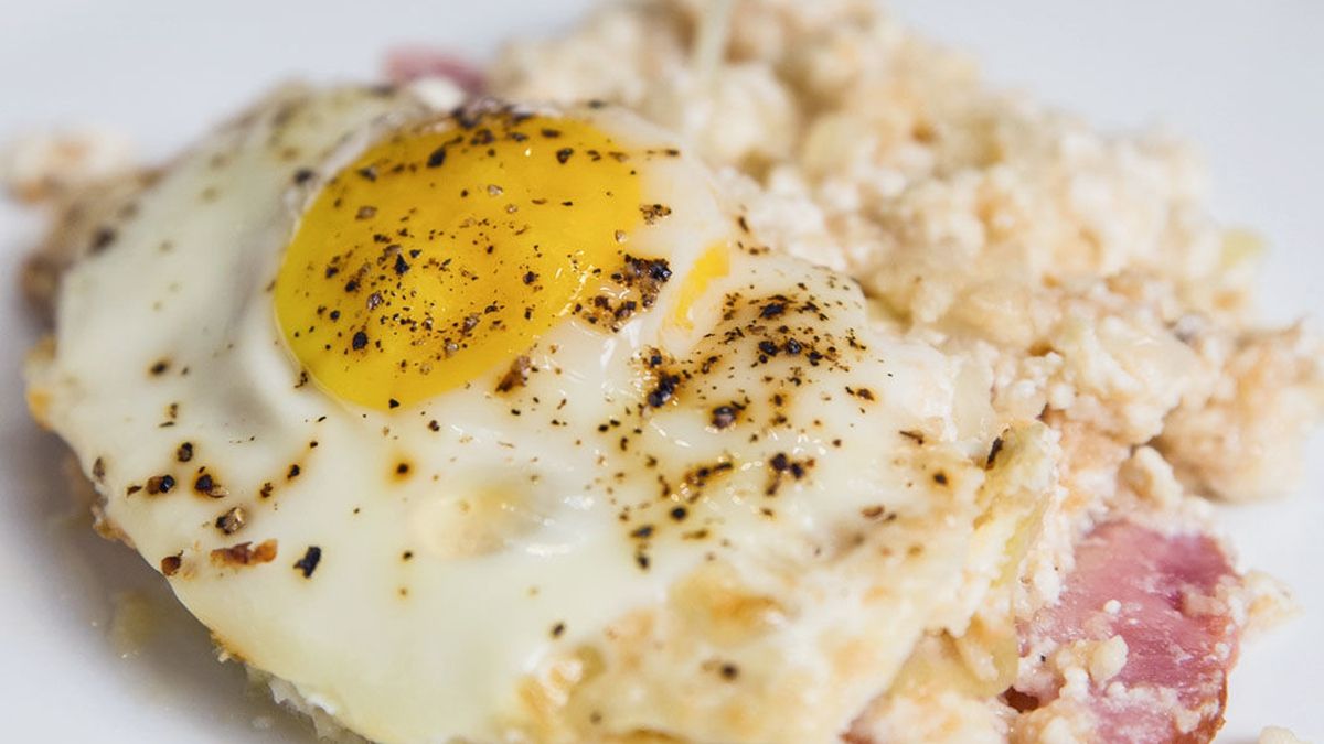 Австралійська шеф-кухар розсекретила незвичайний інгредієнт для приготування яєчні
