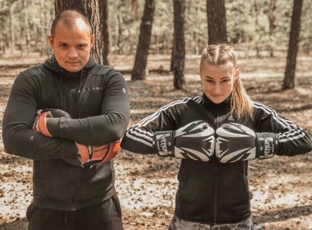 Зірка Жіночого Кварталу вперше вийшла на боксерський ринг - фото 404333