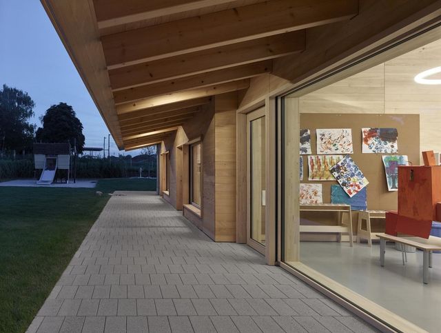 Як виглядає дитячий садок у невеликому містечку в Німеччині: фото - фото 404511