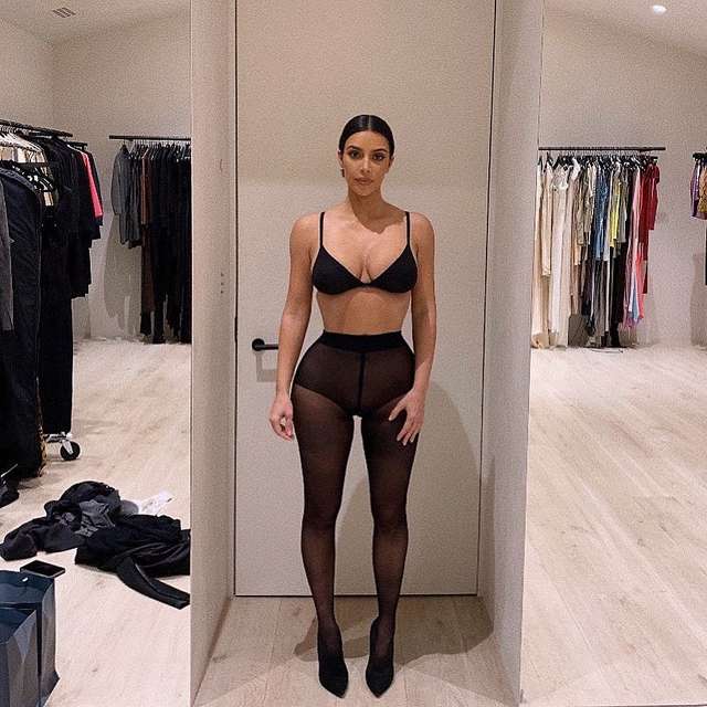 instagram.com/kimkardashian - фото 404621