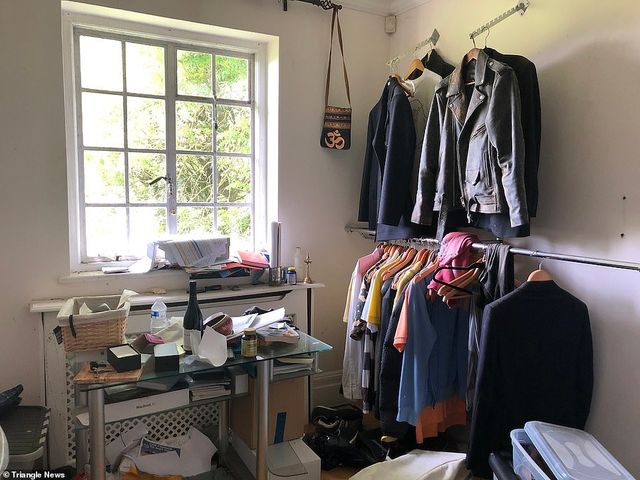 Речі й автомобіль на місці, але людей нема: У Великобританії знайшли будинок-примару - фото 405279