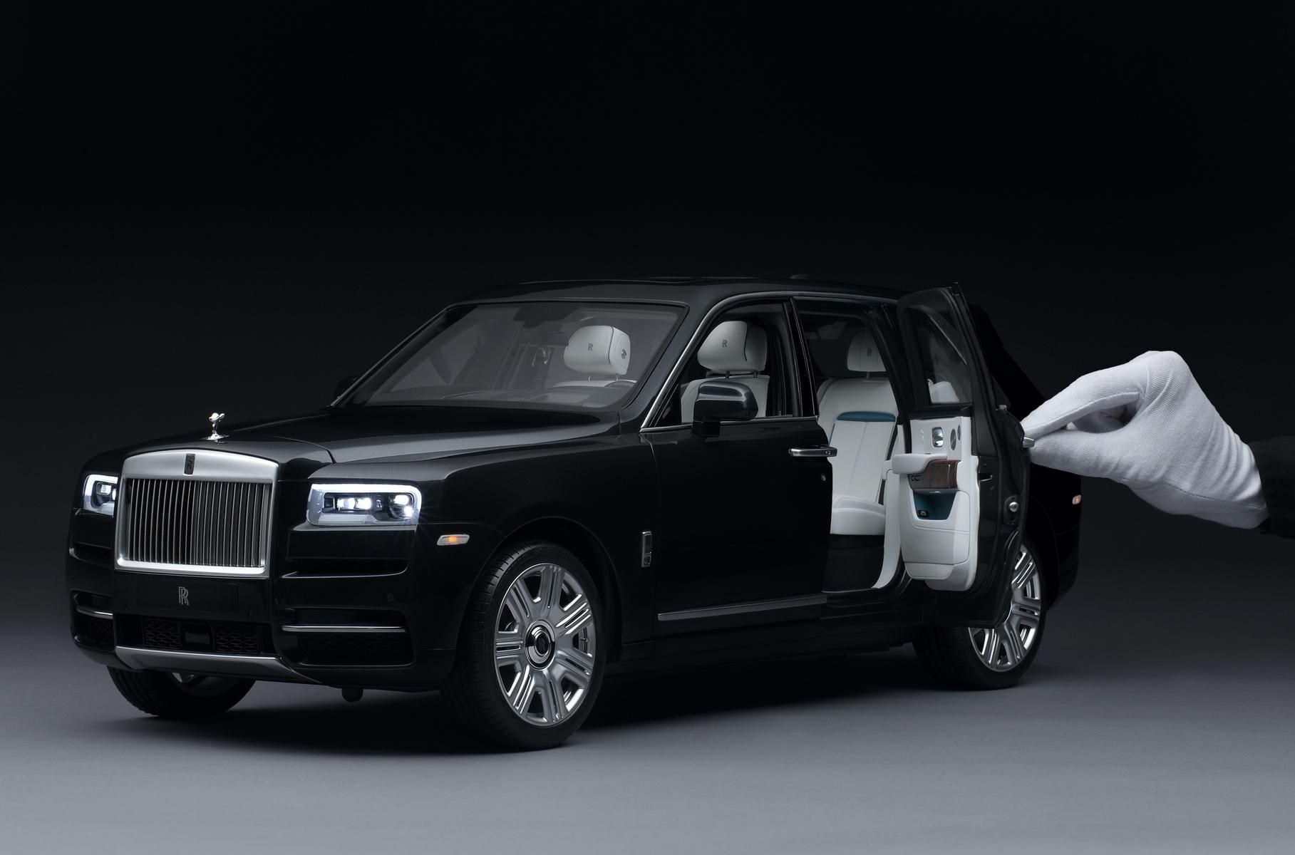 Іграшковий Rolls-Royce Cullinan майже не відрізняється від оригіналу - фото 1
