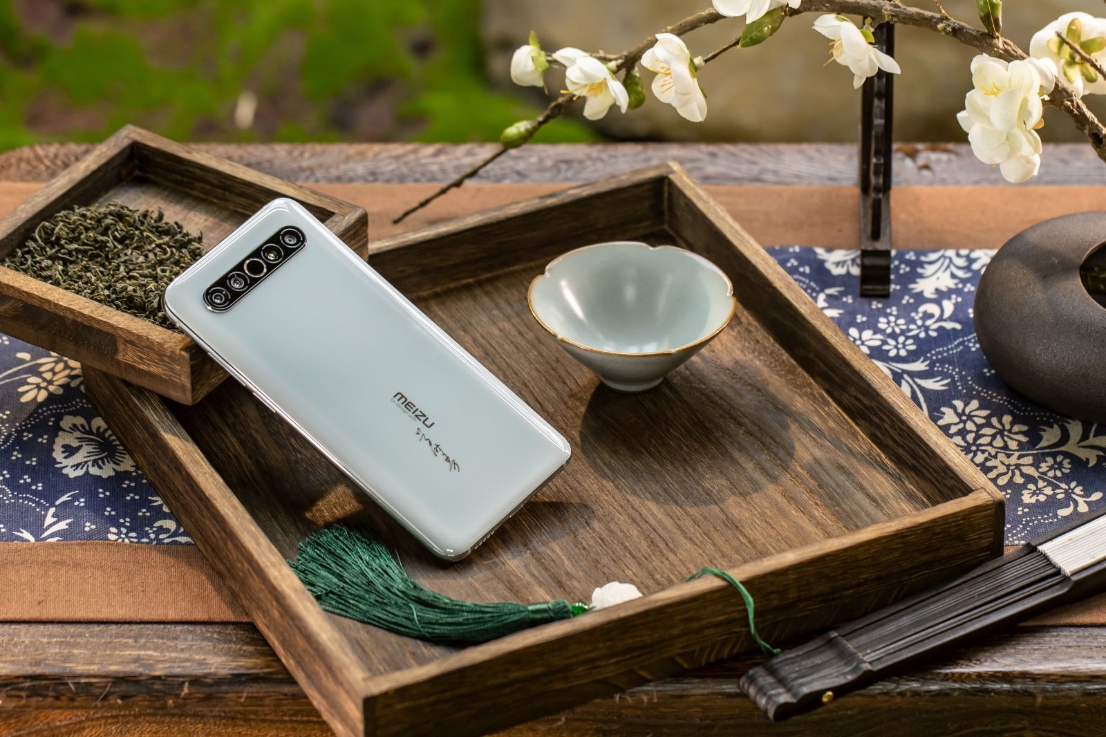 Дорожчий за iPhone 11 Pro Max: представлений колекційний Meizu 17 Pro