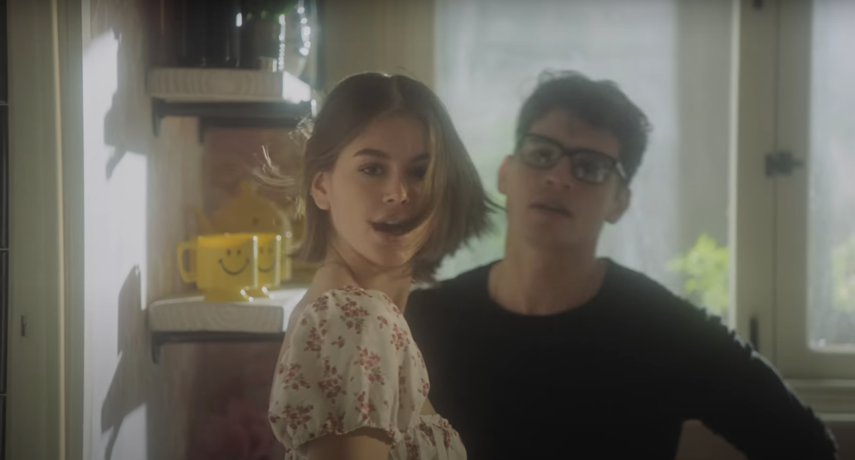 Кара Делевінь стала режисером кліпу для Rainsford - фото 1