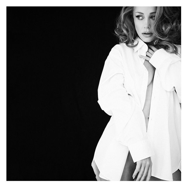 Тіна Кароль похизувалася оголеними вигинами - фото 405851