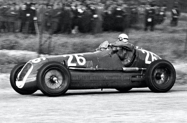 Maserati показала нові фотографії суперкара MC20 - фото 406237