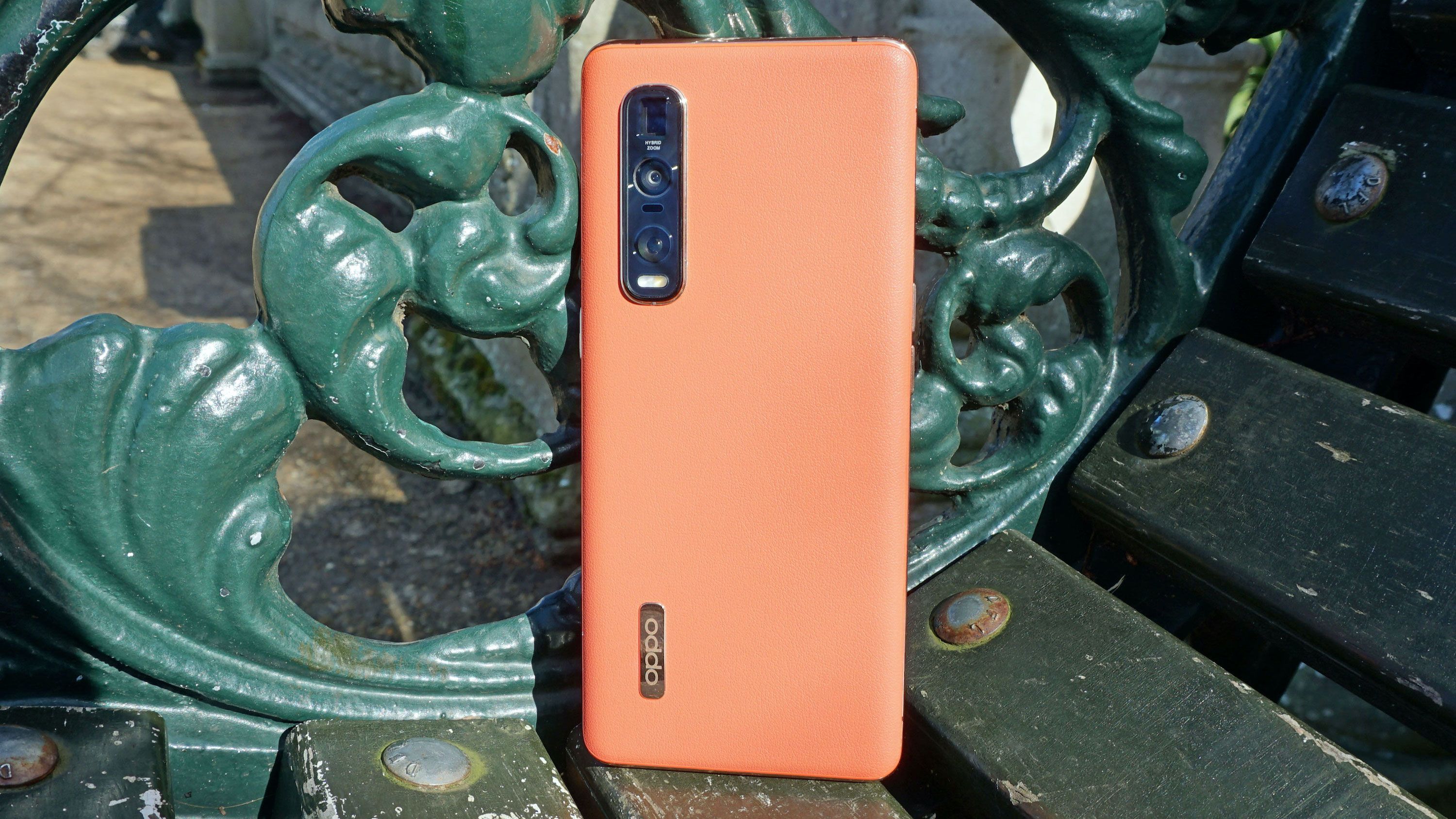 Під кришкою OPPO Find X2 Pro ховається несподіванка - фото 1