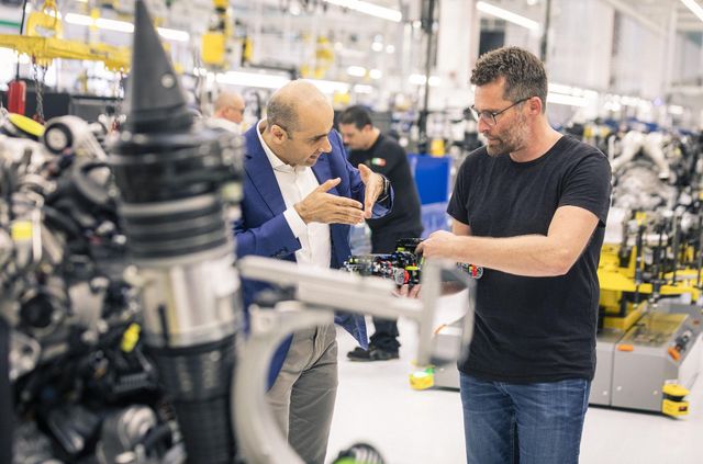 Доступний італійський гібрид: Lamborghini Sián став конструктором Lego - фото 406892