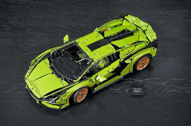 Доступний італійський гібрид: Lamborghini Sián став конструктором Lego - фото 406900