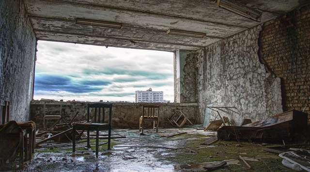 Чорнобильську зону відчуження відкривають для туристів - фото 407102