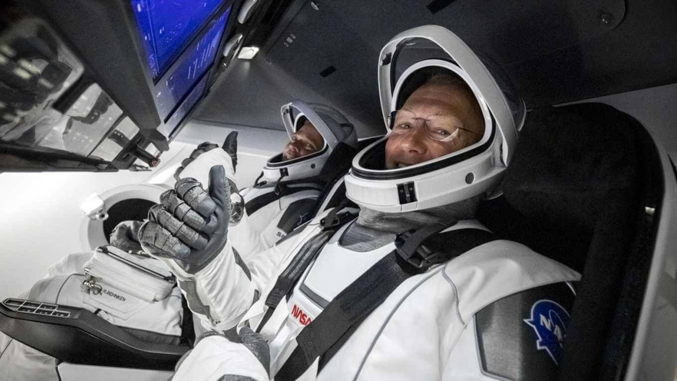 Екіпаж Crew Dragon - фото 1