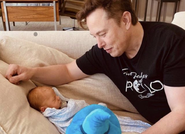 Стало відомо, як Граймс і Ілон Маск по-домашньому називають маленького сина - фото 407305