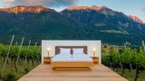 Ідеально для самоізоляції: в Альпах відкрили готель без стін і даху