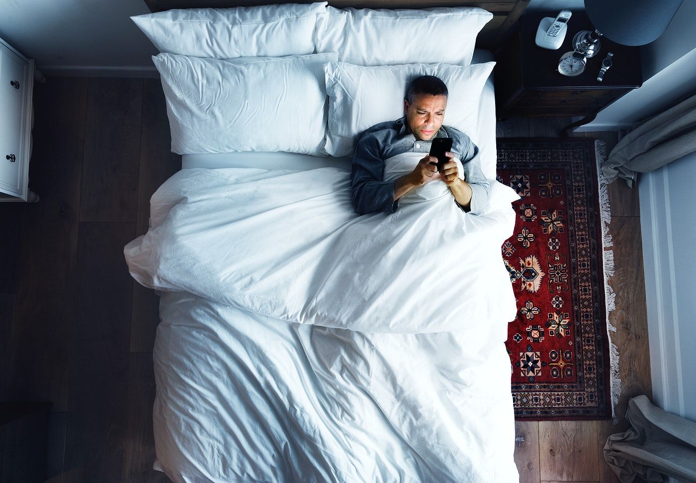 Що буде з організмом, якщо щоночі користуватися смартфоном