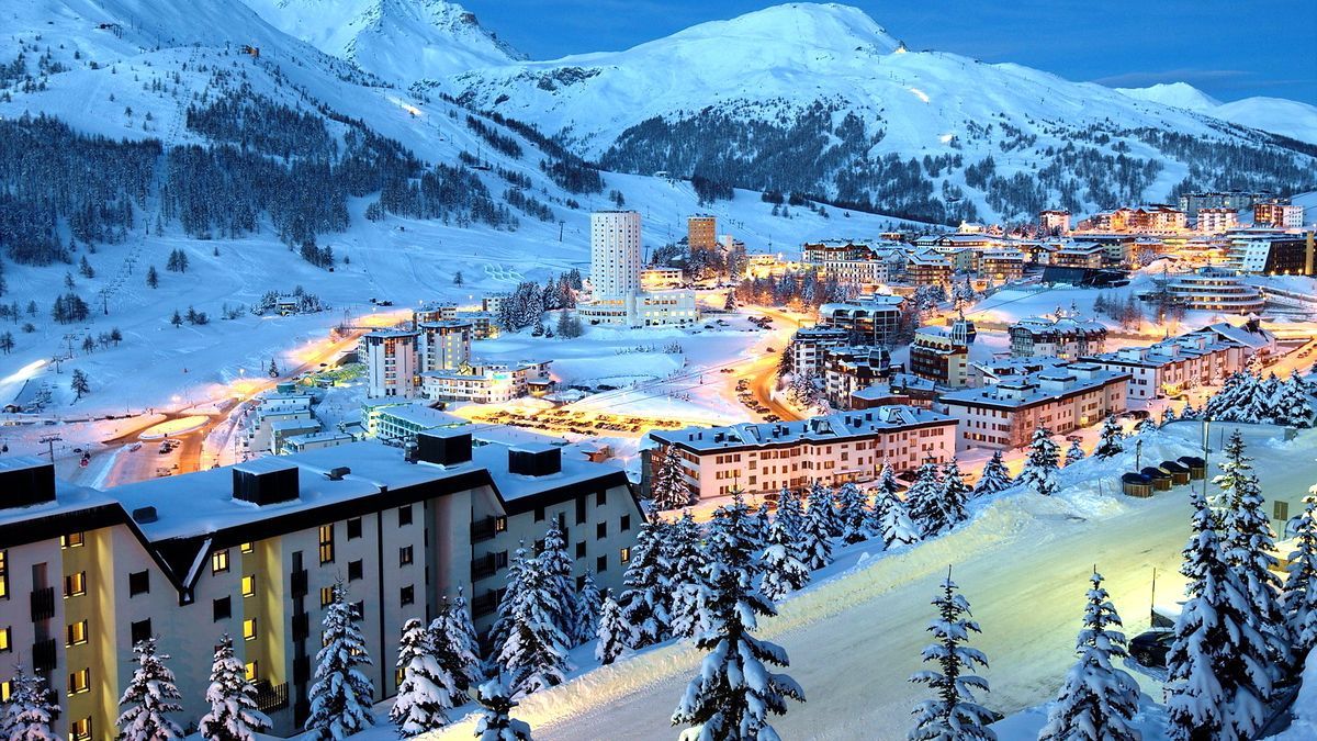 Європу раптово засипало снігом