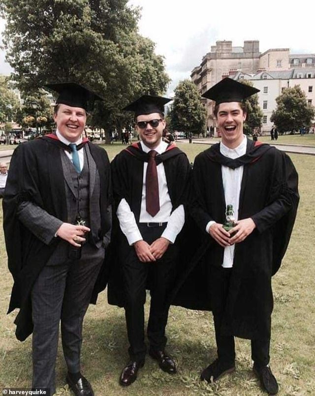 Закомплексований хлопець вагою у 130 кг схуд до невпізнання: промовисті фото - фото 409080