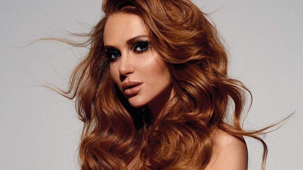 Зваблива Слава з НеАнгелів знялася у білизні