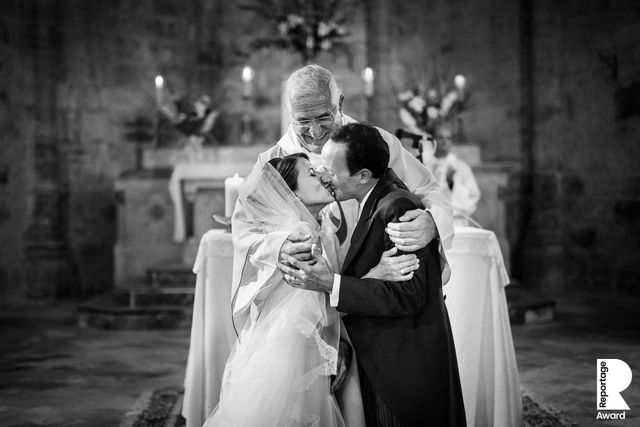 Від сліз до реготу: добірка весільних фото, які не залишать вас байдужими - фото 409270