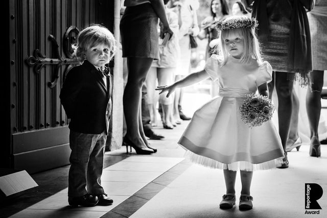 Від сліз до реготу: добірка весільних фото, які не залишать вас байдужими - фото 409277