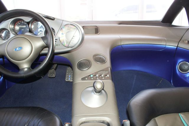 Як виглядає Ford за 1700 доларів, на якому ніхто не їздив - фото 409653