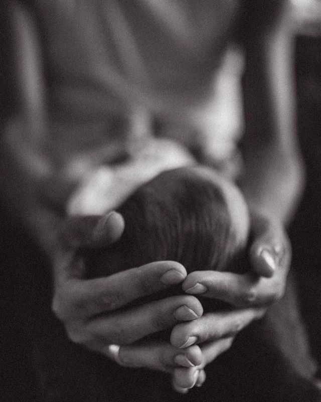 ONUKA разом з чоловіком вперше показали новонародженого сина - фото 410126